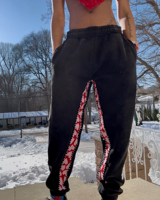 Amore Cucito Pants (Stitched Love)